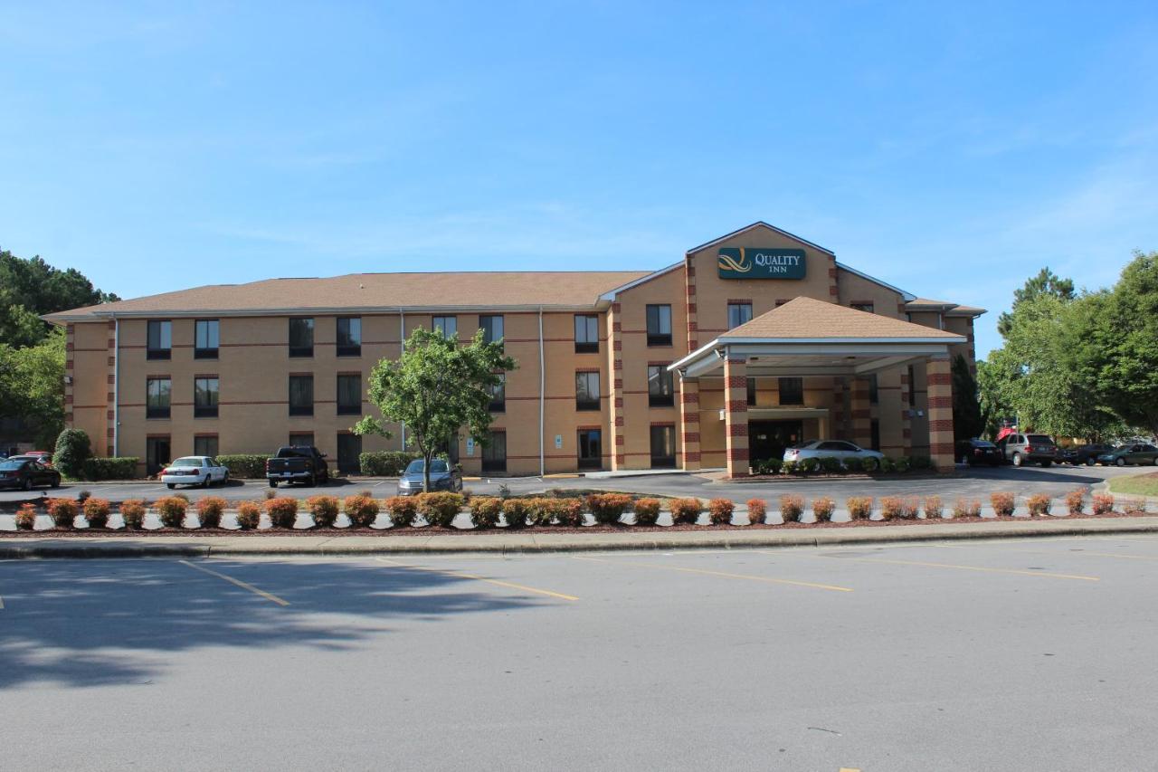 Quality Inn Raleigh Downtown Экстерьер фото